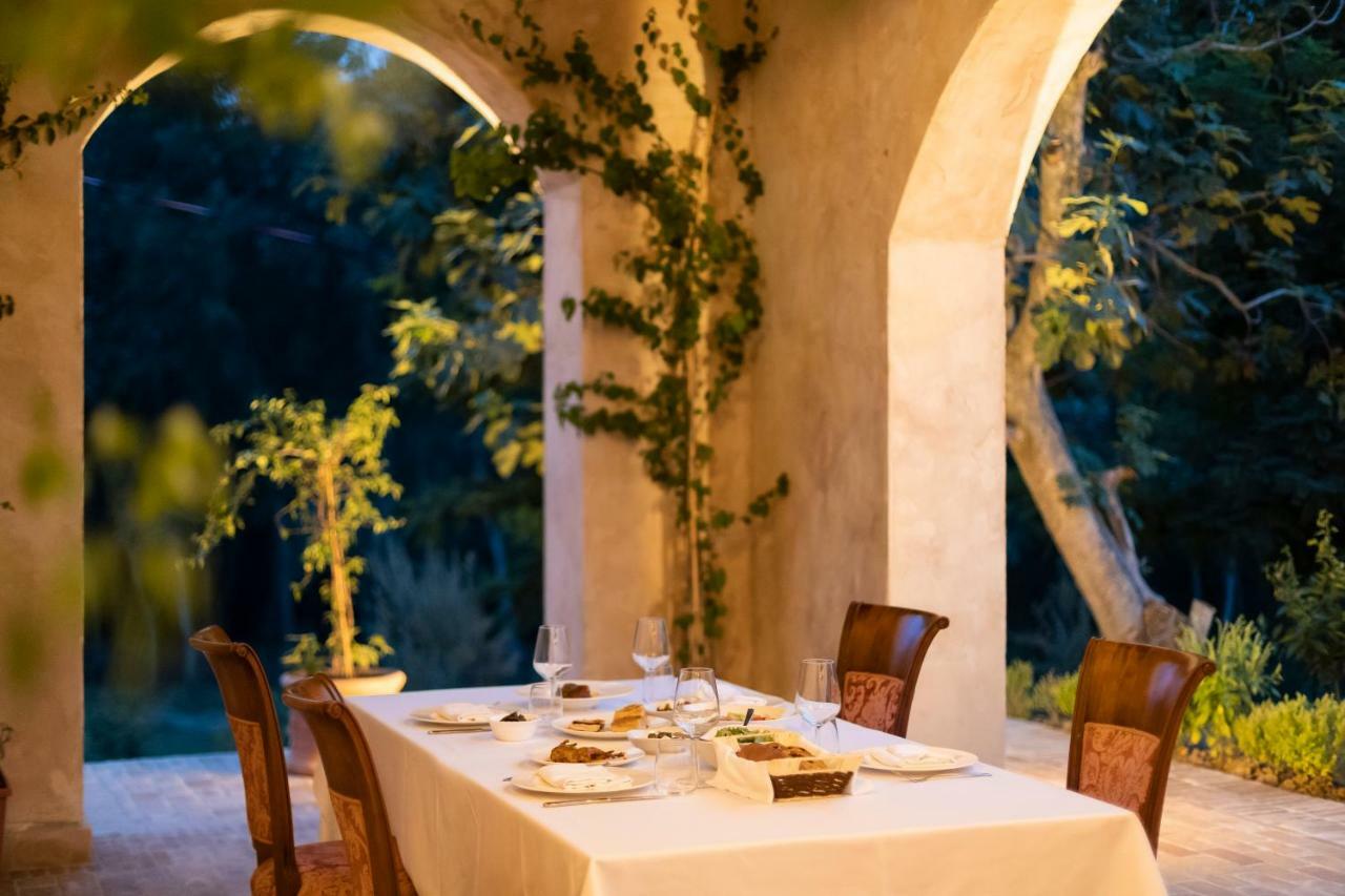Agroturizem Gjepali Hotel Shijak Ngoại thất bức ảnh
