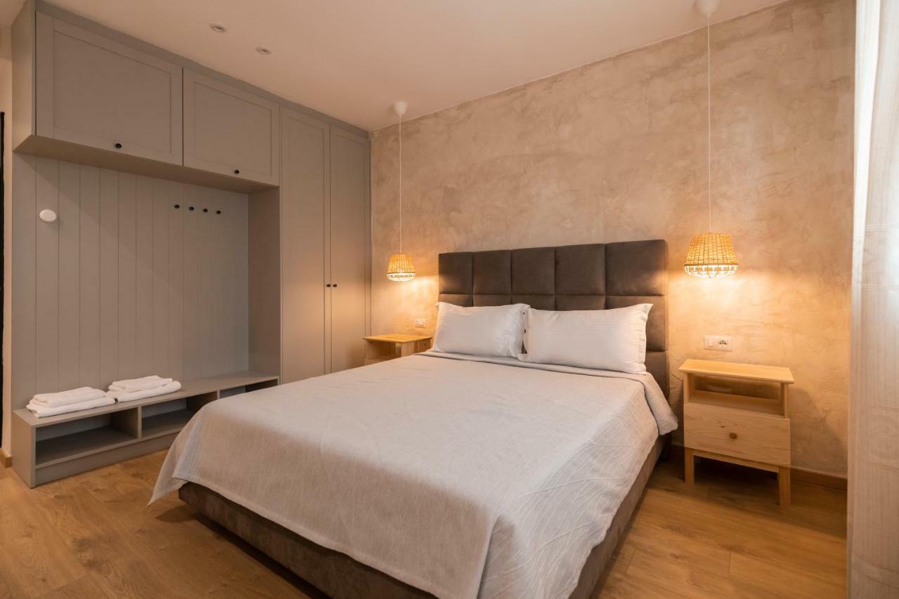 Agroturizem Gjepali Hotel Shijak Ngoại thất bức ảnh